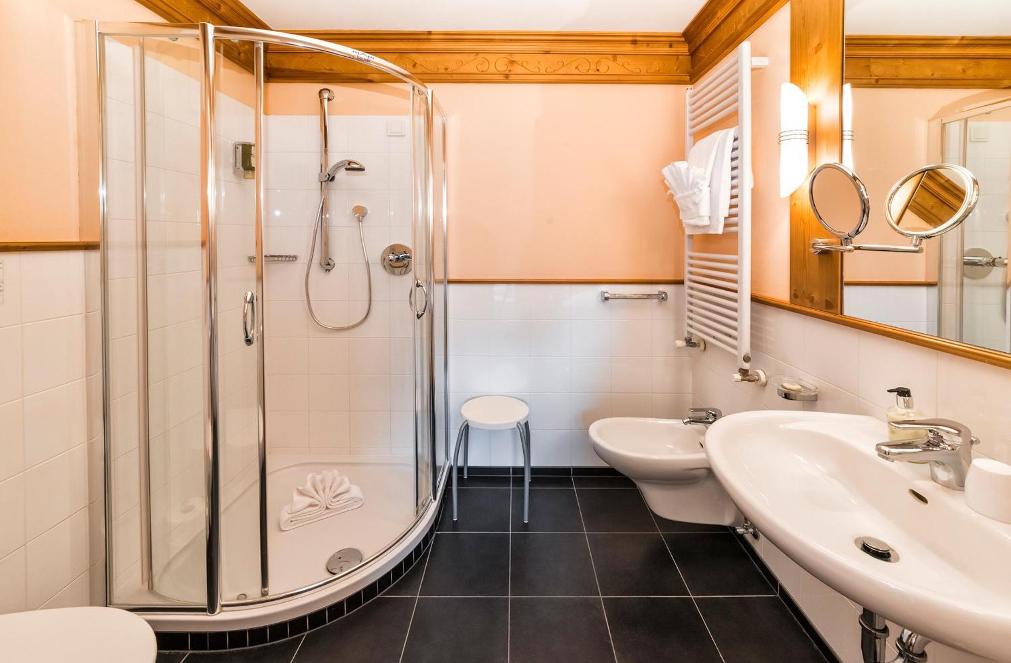 Alpin & Vital Hotel La Perla Ορτιζέι Δωμάτιο φωτογραφία